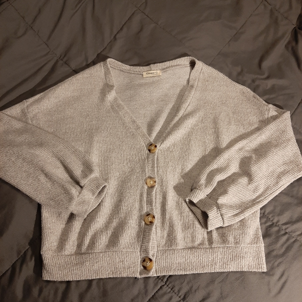 Ginger G Button Sweater Cardigan. LARGE